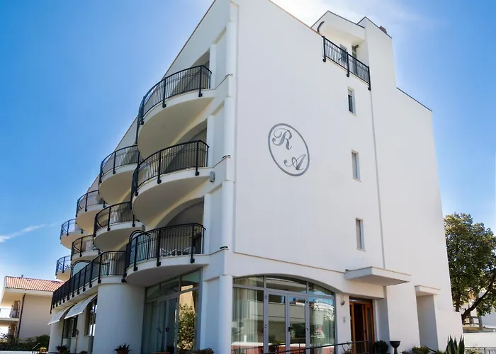 Ξενοδοχείο με διαμερίσματα Altamira